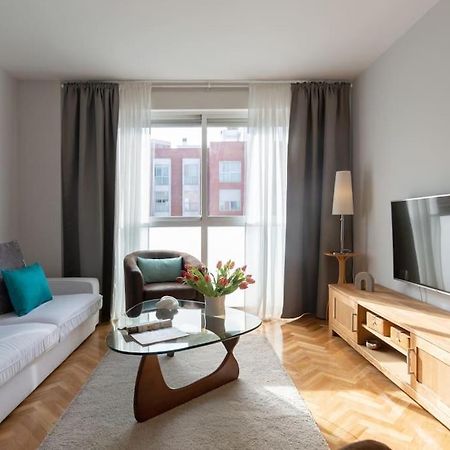 Vivienda Con Zona De Trabajo, Piscina Y Parking Daire Madrid Dış mekan fotoğraf